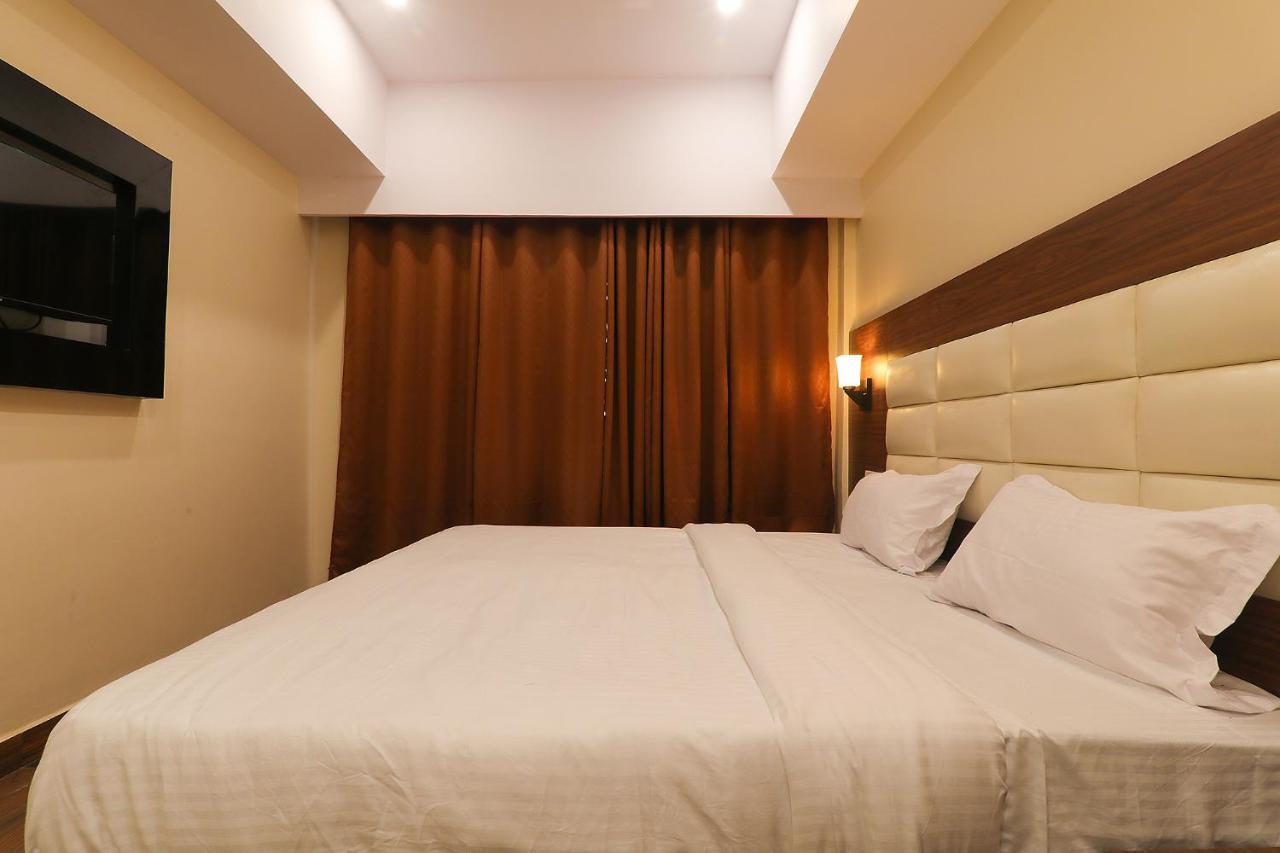 Fabhotel Blueark Lucknow Eksteriør billede