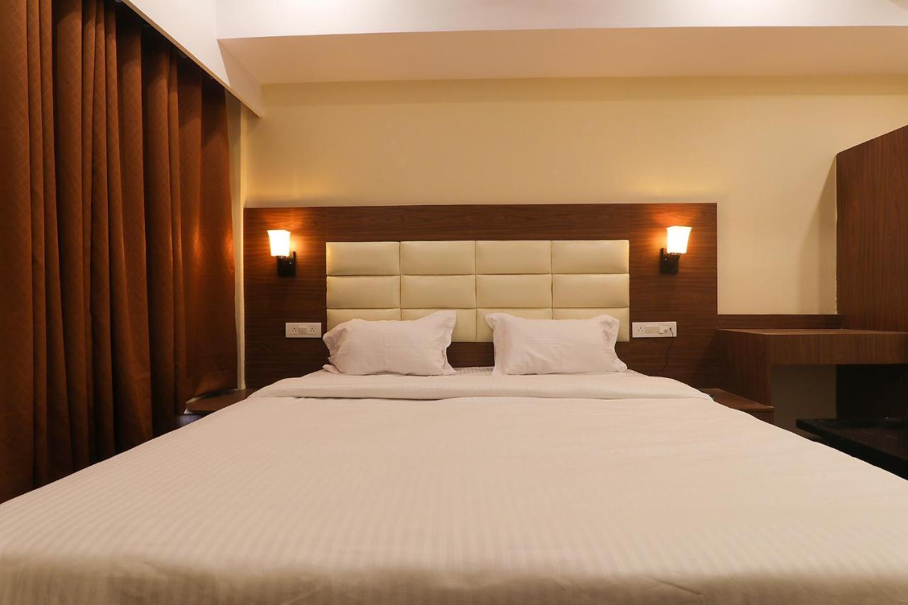 Fabhotel Blueark Lucknow Eksteriør billede
